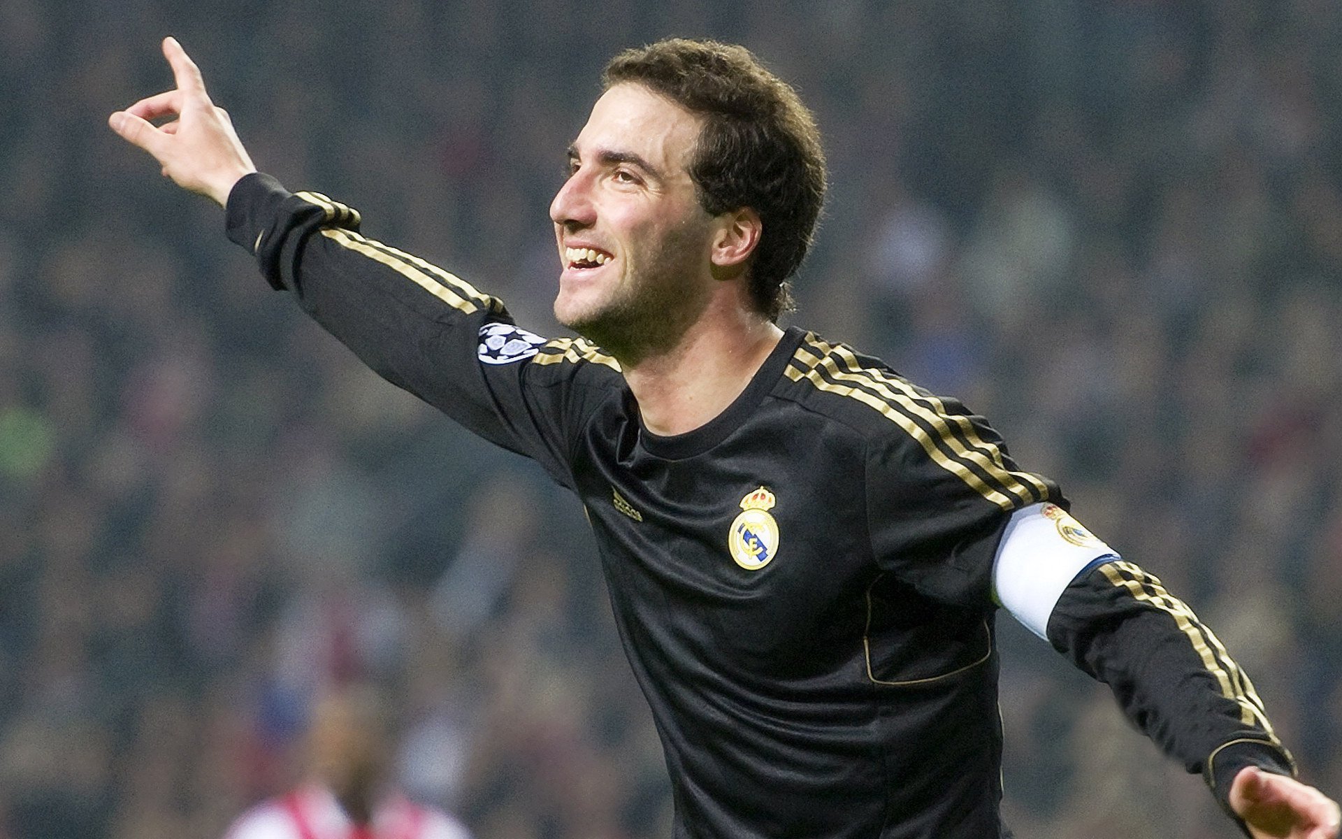 开云下载-英超争冠焦点战，瑞士连续得分背后的足球霸权密码