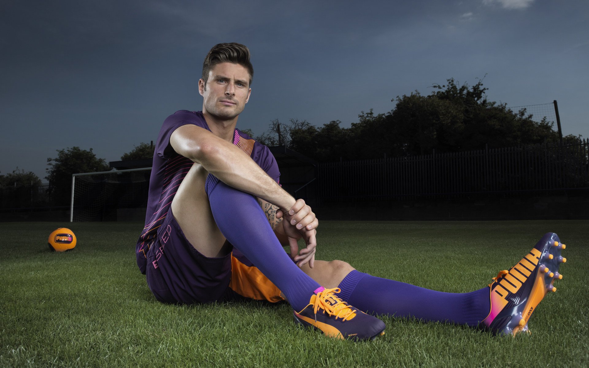 弗拉霍维奇爆发撕裂防线,威尔士新星冰封拜仁,青春风暴重绘欧洲足坛版图