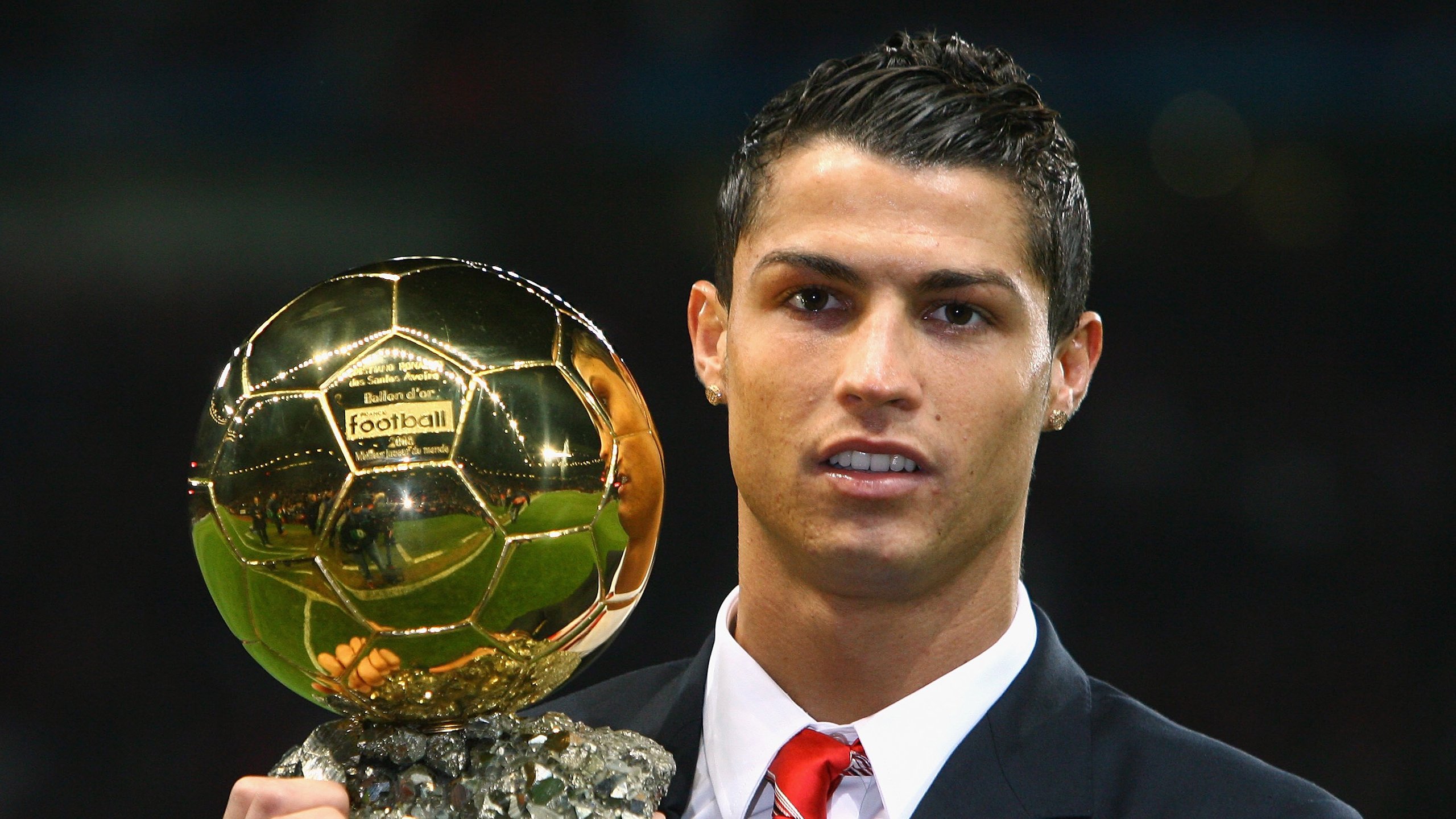 开云体育app-苏亚雷斯接管世界排名之战，莱比锡红牛如何斩落墨西哥足球哲学？